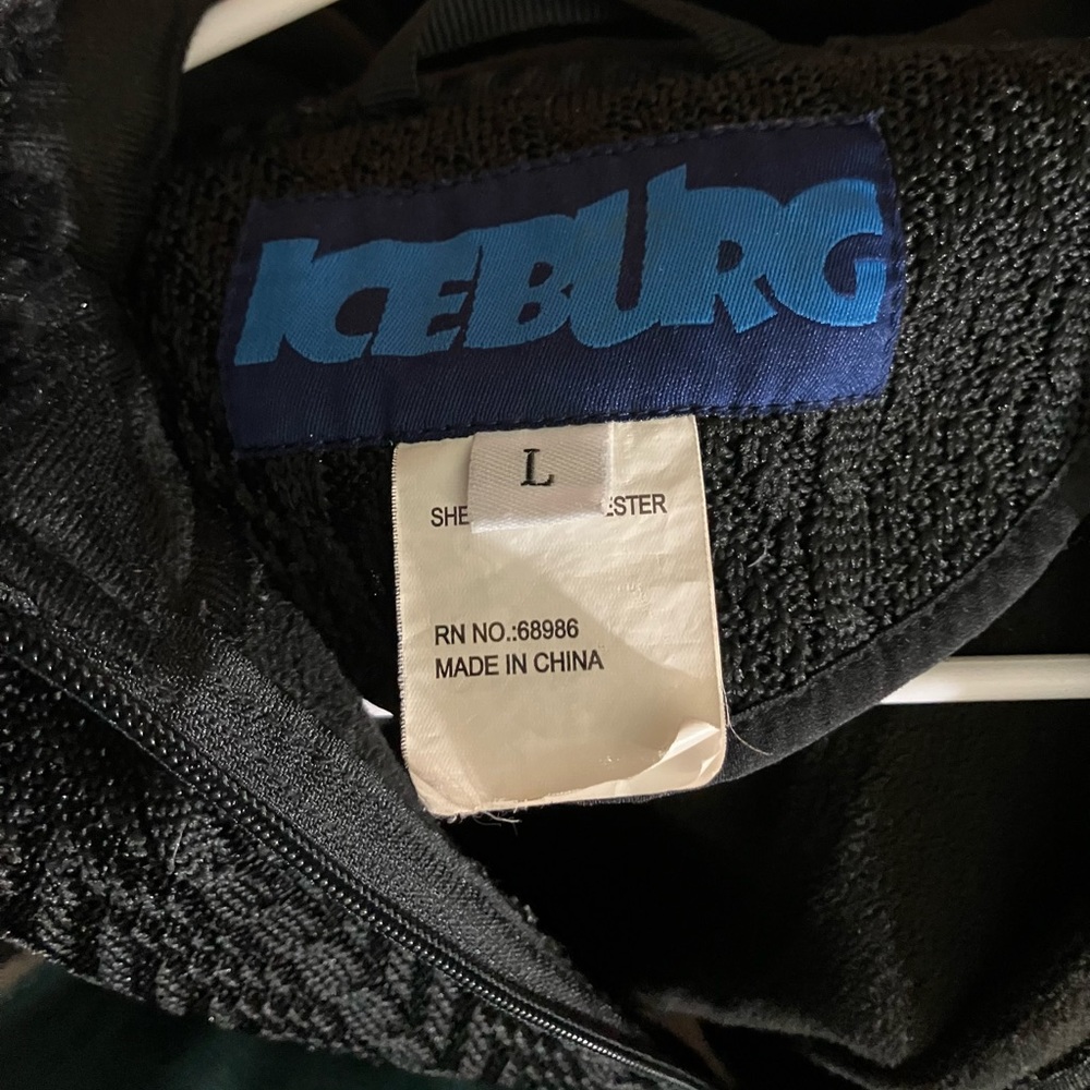 ICEBURG VEST - Picture 3 of 3